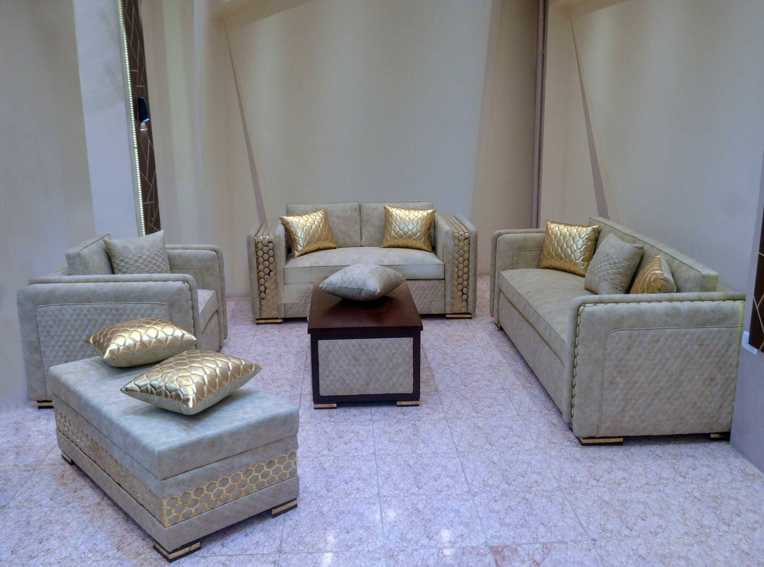 غرفة معيشة كلوني - Clooney living room