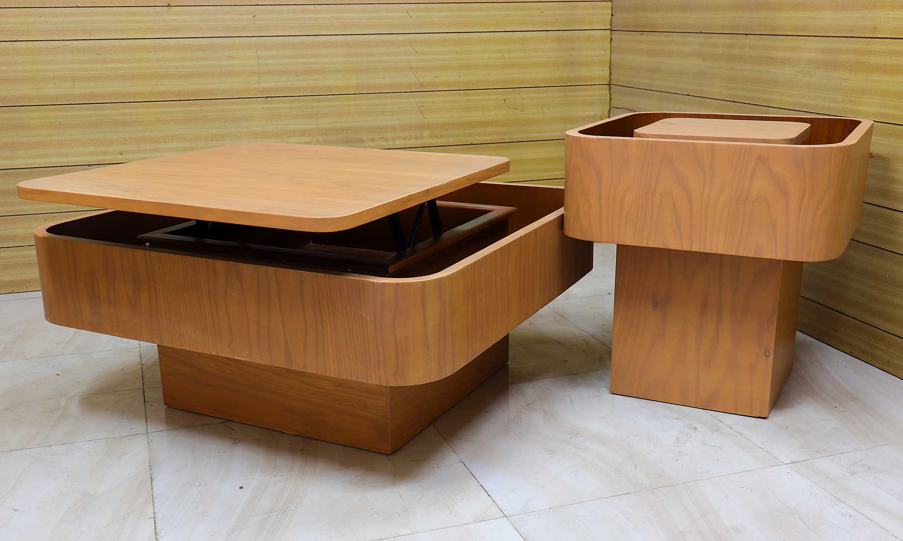 طاولة بابلز - Bubbles Table